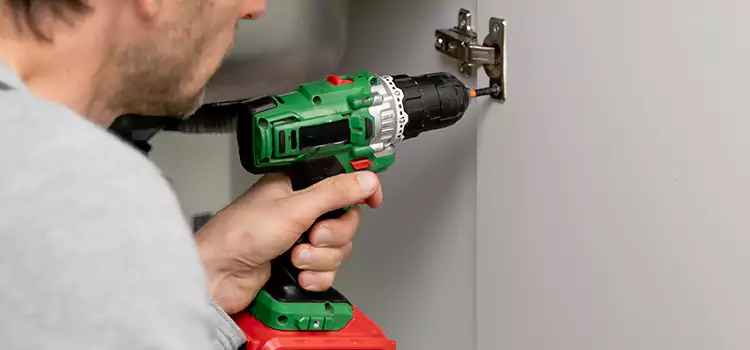 Commercial Door Hinge Repair Sturgeon Falls